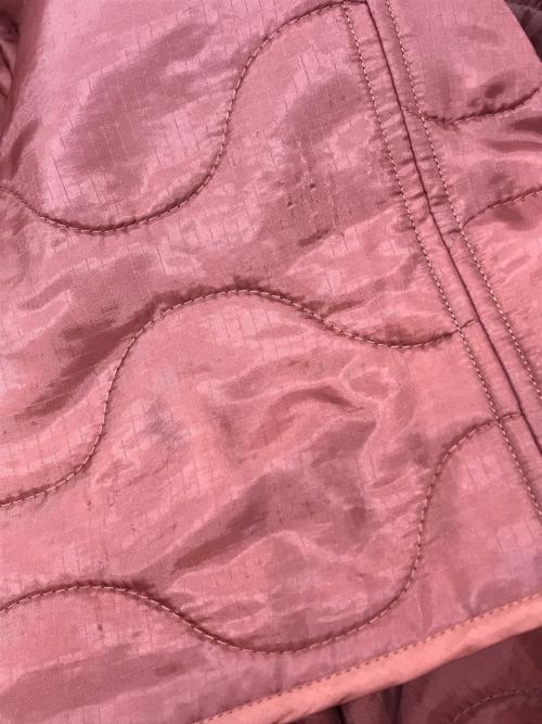 OAMC（オーエーエムシー）OAMC (オーエーエムシー) WORK QUILTED SWEATSHIRT レッド サイズ:Sの古着・服飾アイテム