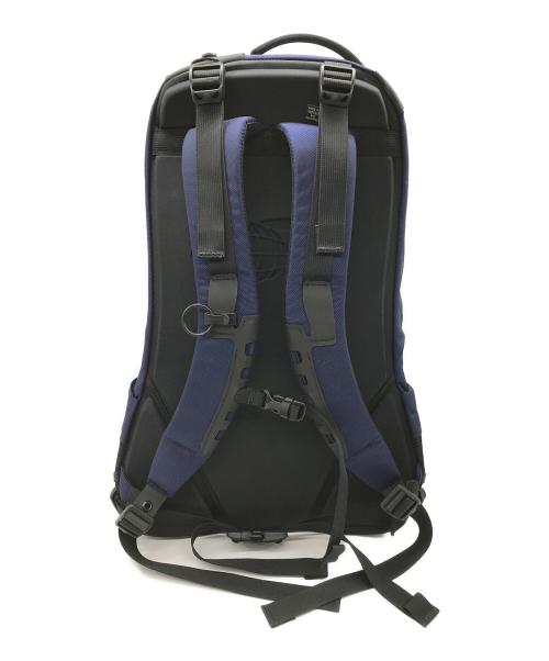 ARC'TERYX（アークテリクス）ARC'TERYX (アークテリクス) BEAMS (ビームス) 40TH 別注 Arro22 SP バックパック ブラック×ネイビーの古着・服飾アイテム