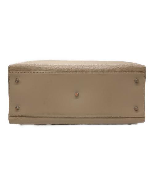 FURLA（フルラ）FURLA (フルラ) VARSITY STYLE L TOTE バッグ ベージュ サイズ:-の古着・服飾アイテム