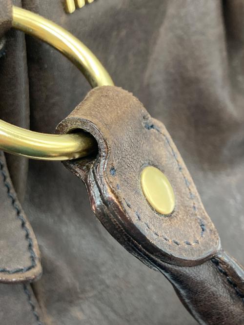 MIU MIU（ミュウミュウ）MIU MIU (ミュウミュウ) ハンドバッグ ブラウン サイズ:-の古着・服飾アイテム