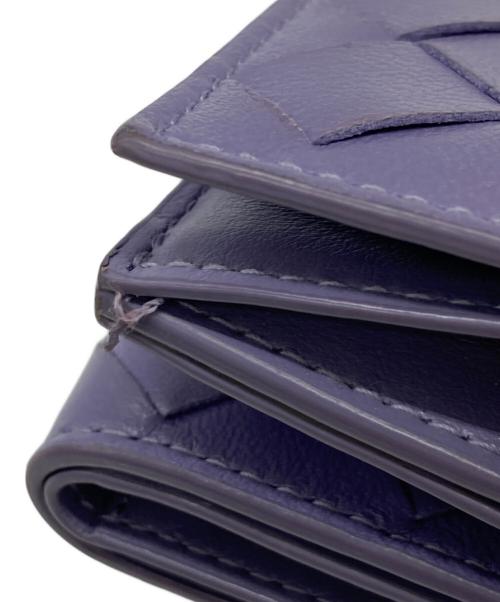 BOTTEGA VENETA（ボッテガベネタ）BOTTEGA VENETA (ボッテガベネタ) イントレチャート 3つ折り財布 パープル サイズ:-の古着・服飾アイテム
