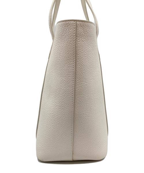 COLE HAAN（コールハーン）COLE HAAN (コールハーン) スモール ジップ トップ トートバッグ ホワイト サイズ:-の古着・服飾アイテム