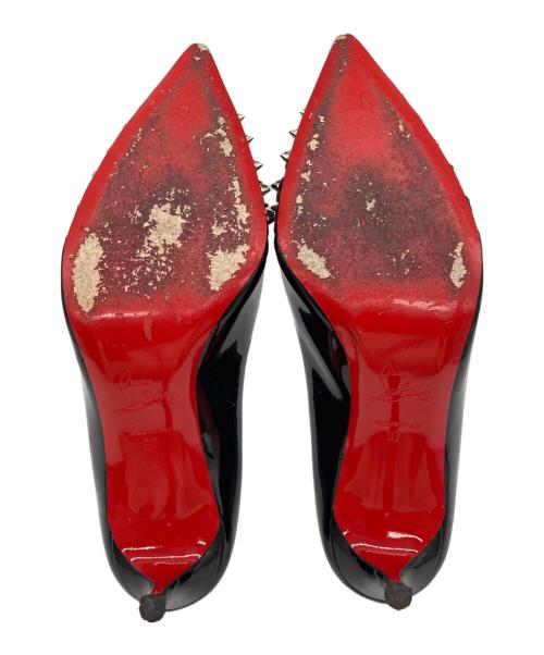 Christian Louboutin（クリスチャン・ルブタン）Christian Louboutin (クリスチャン・ルブタン) スタッズ ポインテッドトゥ エナメル ヒールパンプス ブラック サイズ:37の古着・服飾アイテム