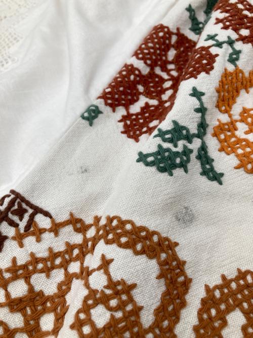 freada（フリーダ）freada (フリーダ) アソートデザインヴィンテージパッチワーク刺繍パンツ ホワイト サイズ:ONE SIZEの古着・服飾アイテム