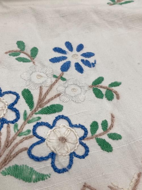 freada（フリーダ）freada (フリーダ) アソートデザインヴィンテージパッチワーク刺繍パンツ ホワイト サイズ:ONE SIZEの古着・服飾アイテム