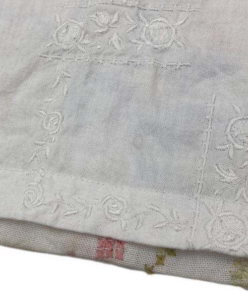 freada（フリーダ）freada (フリーダ) アソートデザインヴィンテージパッチワーク刺繍パンツ ホワイト サイズ:ONE SIZEの古着・服飾アイテム