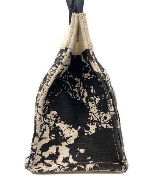 HERMES（エルメス）HERMES (エルメス) シュバル シュプリーズ ボラボラPM キャンバストートバッグ ブラック×ホワイト サイズ:-の古着・服飾アイテム