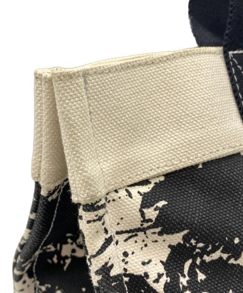 HERMES（エルメス）HERMES (エルメス) シュバル シュプリーズ ボラボラPM キャンバストートバッグ ブラック×ホワイト サイズ:-の古着・服飾アイテム