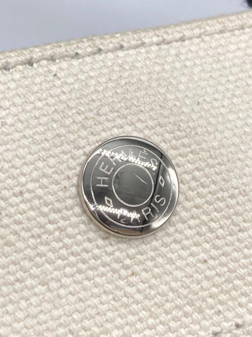 HERMES（エルメス）HERMES (エルメス) シュバル シュプリーズ ボラボラPM キャンバストートバッグ ブラック×ホワイト サイズ:-の古着・服飾アイテム