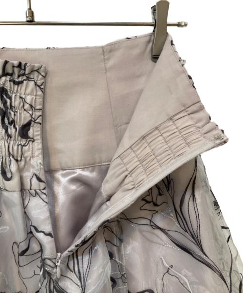 Apuweiser-riche（アプワイザーリッシェ）Apuweiser-riche (アプワイザーリッシェ) ピオニーライン刺繍スカート ピンクの古着・服飾アイテム