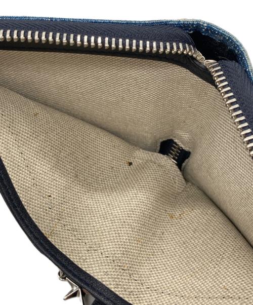 JIMMY CHOO（ジミーチュウ）JIMMY CHOO (ジミーチュウ) デニム スタースタッズ ウォレット インディゴ サイズ:-の古着・服飾アイテム