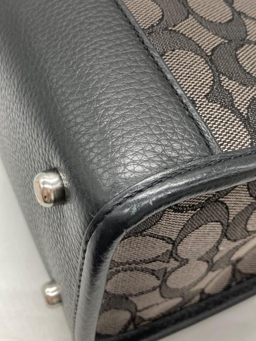 COACH（コーチ）COACH (コーチ) デンプシー トート 22 シグネチャー ジャカード ウィズ ストライプ アンド コーチ パッチ ブラック サイズ:-の古着・服飾アイテム