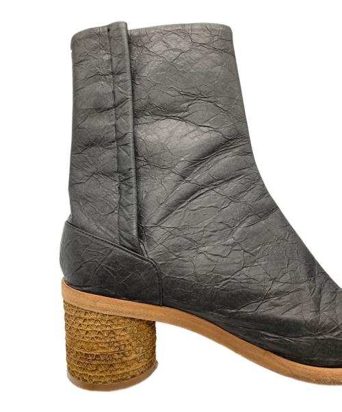 Maison Margiela（メゾンマルジェラ）Maison Margiela (メゾンマルジェラ) シワ加工 Tabi Ankle Boot 足袋アンクルブーツ ブラック サイズ:40の古着・服飾アイテム