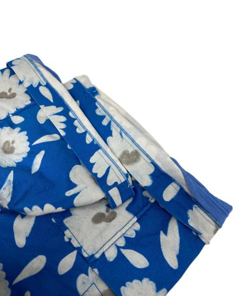 jacquemus（ジャックムス）jacquemus (ジャックムス) SS22 LE SHORT GIARDINO SHORTS ブルー×ホワイト サイズ:48の古着・服飾アイテム