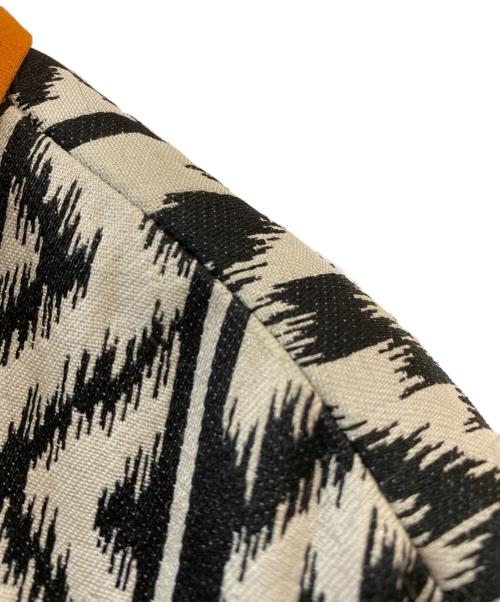 MARCELO BURLON（マルセロバーロン）MARCELO BURLON (マルセロバーロン) Folk Jacquard Coach Jacket/ フォークジャカードコーチジャケット ホワイト×ブラック サイズ:Mの古着・服飾アイテム