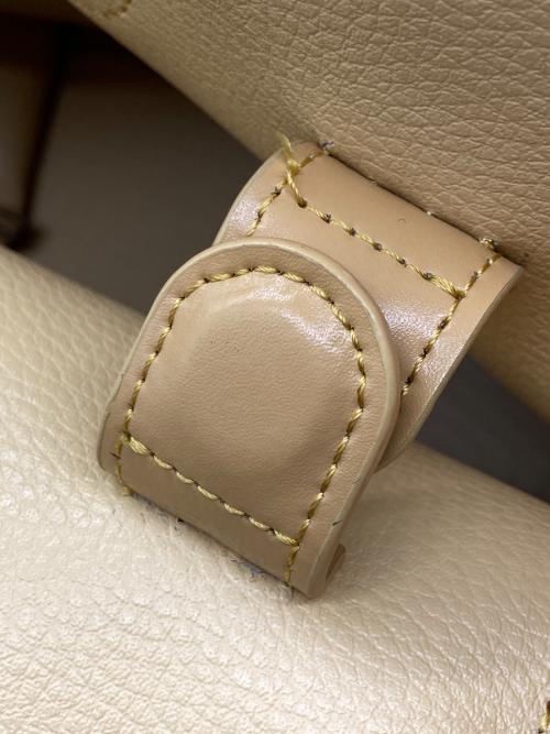 YAHKI（ヤーキ）YAHKI (ヤーキ) Spick and Span (スピックアンドスパン) Wフェイストート バッグ ベージュ サイズ:-の古着・服飾アイテム