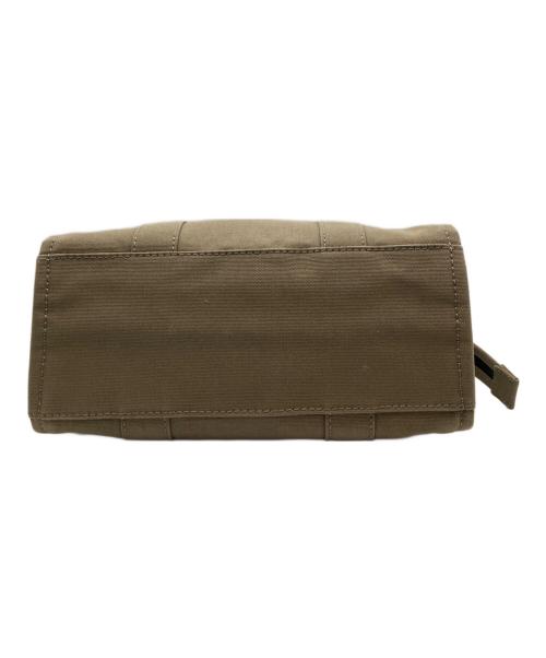 MARC JACOBS（マークジェイコブズ）MARC JACOBS (マークジェイコブス) キャンバストートバッグ カーキ サイズ:-の古着・服飾アイテム