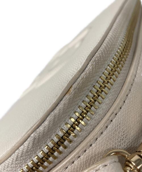 CELFORD（セルフォード）CELFORD (セルフォード) エンボスロゴカメラバッグ アイボリー サイズ:なしの古着・服飾アイテム