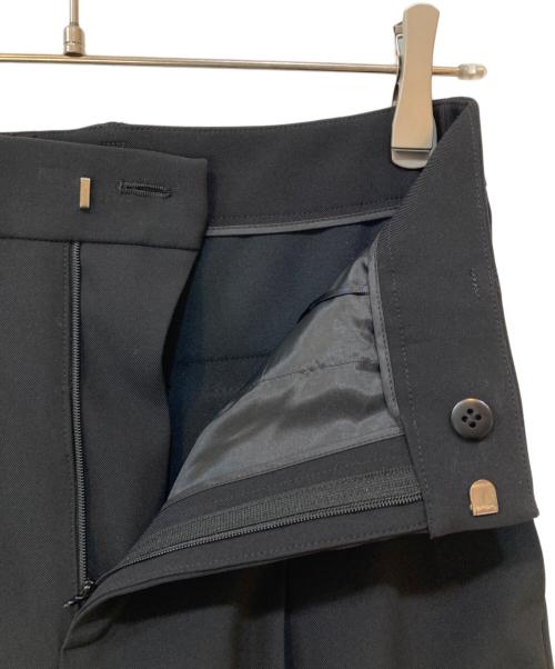 BEIGE（ベイジ）BEIGE (ベイジ) タックワイドパンツ ブラック サイズ:4の古着・服飾アイテム