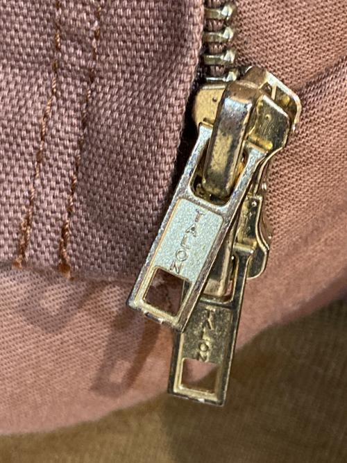 UNUSED（アンユーズド）UNUSED (アンユーズド) DUCK PARKA/ダック　パーカー ブラウン サイズ:4の古着・服飾アイテム