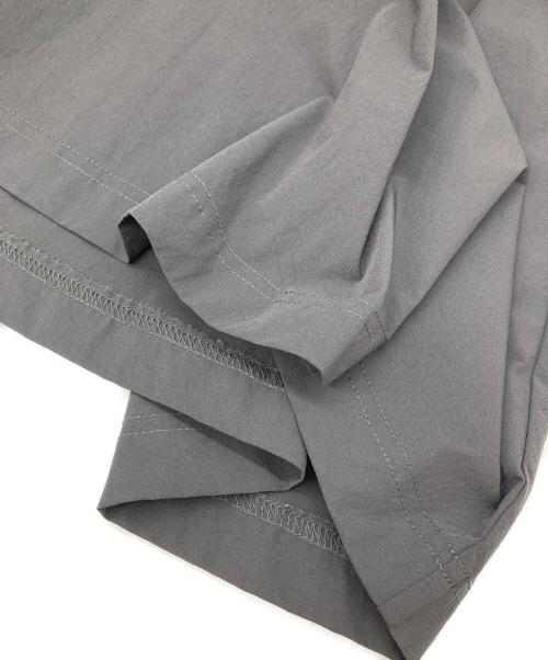 Thousand Mile（サウザンドマイル）Thousand Mile (サウザンドマイル) ナイロンスカートセットアップ グレー サイズ:Fの古着・服飾アイテム