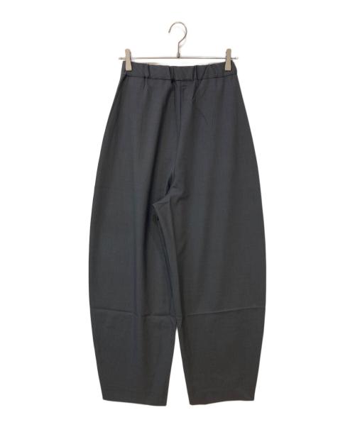 forme（フォルメ）forme (フォルメ) CurvedPants グレー サイズ:1の古着・服飾アイテム