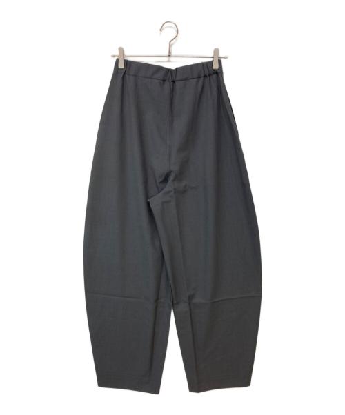 forme（フォルメ）forme (フォルメ) CurvedPants グレー サイズ:1の古着・服飾アイテム
