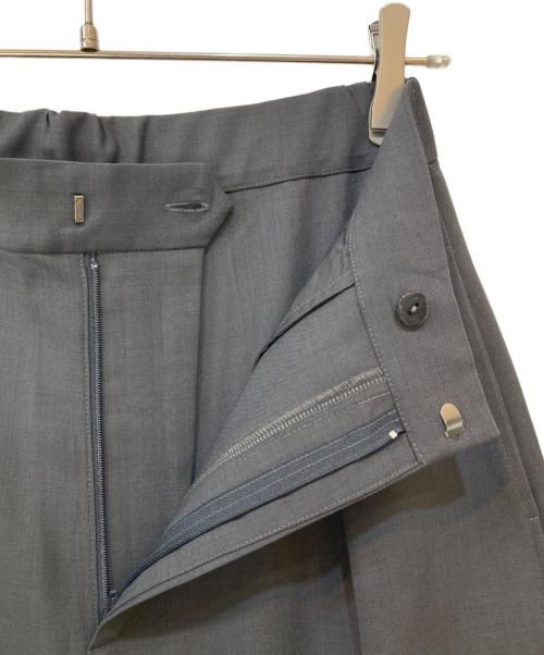 forme（フォルメ）forme (フォルメ) CurvedPants グレー サイズ:1の古着・服飾アイテム