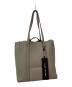 MARC JACOBS (マークジェイコブス) THE TAG TOTE バッグ STONE：6000円