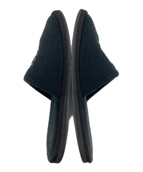 CHROME HEARTS（クロムハーツ）CHROME HEARTS (クロムハーツ) ホースシュー刺繍ホテルスリッパ ブラック サイズ:Mの古着・服飾アイテム