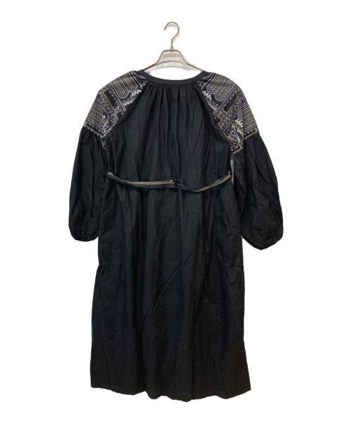 ne quittez pas（ヌキテパ）ne quittez pas (ヌキテパ) 刺繍ワンピース ブラック サイズ:-の古着・服飾アイテム