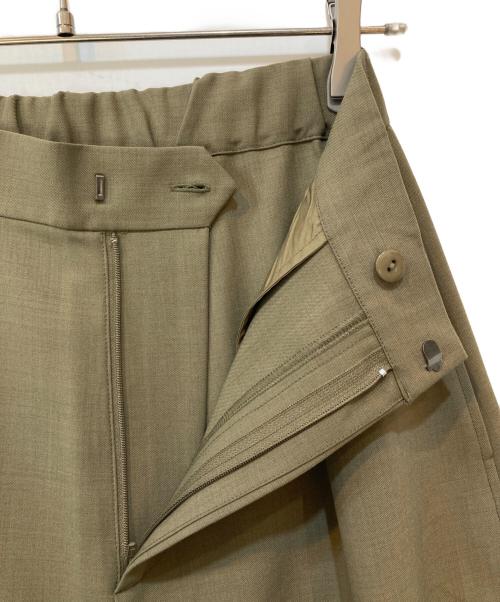forme（フォルメ）forme (フォルメ) Curved Pants カーキ サイズ:1の古着・服飾アイテム