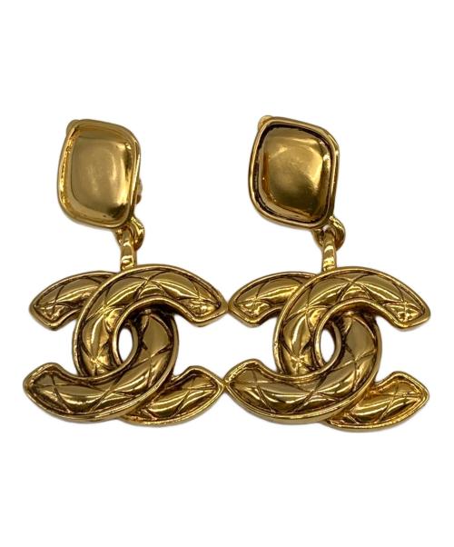 CHANEL（シャネル）CHANEL (シャネル) マトラッセ ココマーク スイングイヤリング ゴールド サイズ:-の古着・服飾アイテム