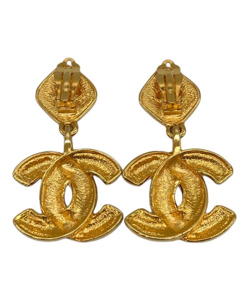 CHANEL（シャネル）CHANEL (シャネル) マトラッセ ココマーク スイングイヤリング ゴールド サイズ:-の古着・服飾アイテム
