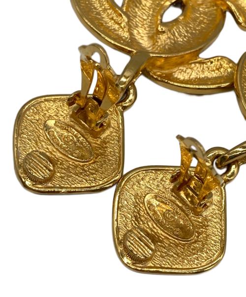 CHANEL（シャネル）CHANEL (シャネル) マトラッセ ココマーク スイングイヤリング ゴールド サイズ:-の古着・服飾アイテム