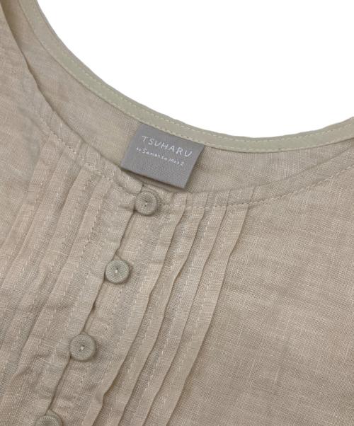 TSUHARU by samansa Mos2（ツハル バイ サマンサモスモス）TSUHARU by samansa Mos2 (ツハル バイ サマンサモスモス) ノースリピンタックワンピース ベージュ サイズ:Mの古着・服飾アイテム