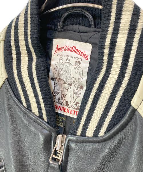 AVIREX（アヴィレックス）AVIREX (アヴィレックス) アーチロゴレザースタジャン ブラック×グレー サイズ:Ⅼの古着・服飾アイテム