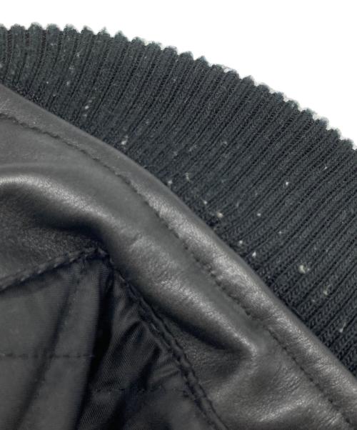 AVIREX（アヴィレックス）AVIREX (アヴィレックス) アーチロゴレザースタジャン ブラック×グレー サイズ:Ⅼの古着・服飾アイテム