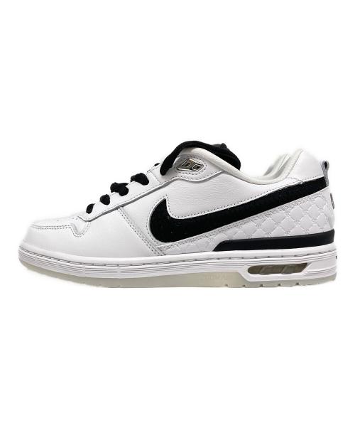 NIKE SB（ナイキエスビー）NIKE SB (ナイキエスビー) P-Rod 1 Retro（ピーロット1レトロ）/ ローカットスニーカー White and Black サイズ:27の古着・服飾アイテム
