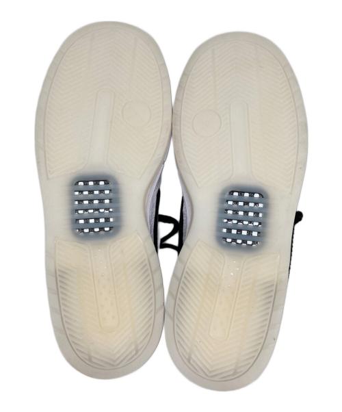 NIKE SB（ナイキエスビー）NIKE SB (ナイキエスビー) P-Rod 1 Retro（ピーロット1レトロ）/ ローカットスニーカー White and Black サイズ:27の古着・服飾アイテム