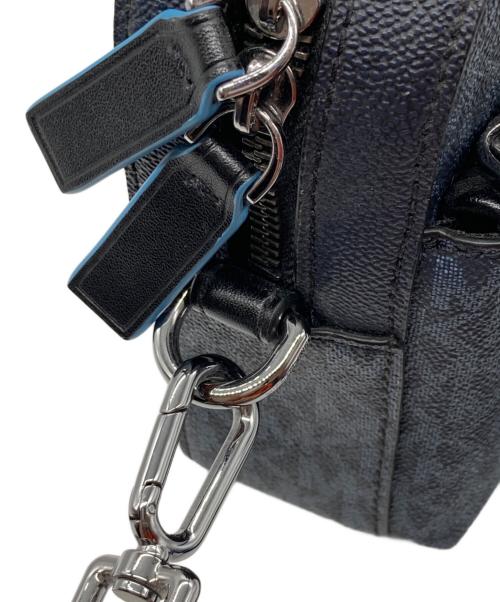 MICHAEL KORS（マイケル・コース）MICHAEL KORS (マイケルコース) COOPER UTILITY XBOY クーパーシグネチャーユーティリティクロスボディーバッグ ブルー×ブラック サイズ:-の古着・服飾アイテム
