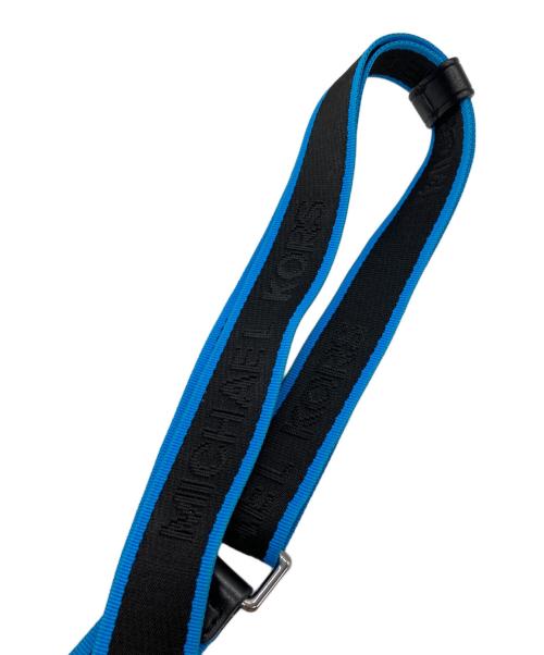 MICHAEL KORS（マイケル・コース）MICHAEL KORS (マイケルコース) COOPER UTILITY XBOY クーパーシグネチャーユーティリティクロスボディーバッグ ブルー×ブラック サイズ:-の古着・服飾アイテム