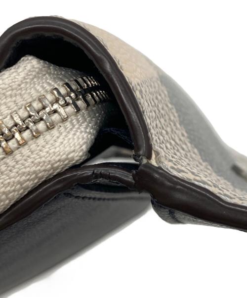 COACH（コーチ）COACH (コーチ) SVCAH バッファロープレイドプリント 3つ折り財布 ベージュ×グレー サイズ:-の古着・服飾アイテム