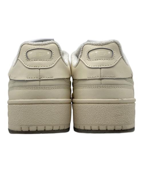 DIESEL（ディーゼル）DIESEL (ディーゼル) S-Oval Skate Low  ローカットスニーカー ベージュ サイズ:US8.5の古着・服飾アイテム