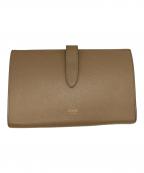 CELINEセリーヌ）の古着「Large Strap Wallet」｜ベージュ