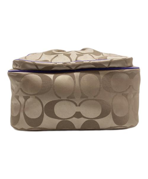 COACH（コーチ）COACH (コーチ) デイジー シグネチャー バックパック ベージュ サイズ:-の古着・服飾アイテム