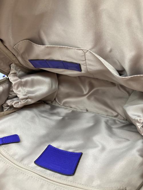 COACH（コーチ）COACH (コーチ) デイジー シグネチャー バックパック ベージュ サイズ:-の古着・服飾アイテム