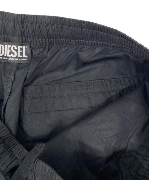 DIESEL（ディーゼル）DIESEL (ディーゼル) P-FERG-OUT-NEW ショートパンツ ブラック サイズ:48の古着・服飾アイテム