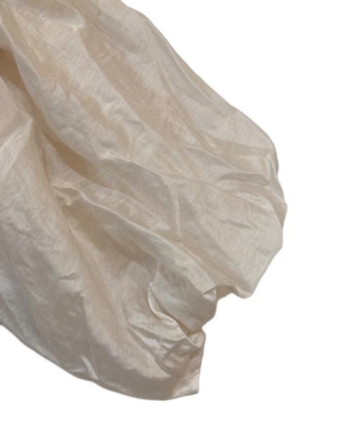 Snidel（スナイデル）Snidel (スナイデル) ウエストシャーリングリボンブラウス アイボリー サイズ:Free 未使用品の古着・服飾アイテム