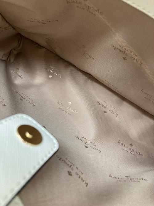 Kate Spade（ケイトスペード）Kate Spade (ケイトスペード) マディソン カラーブロック ミディアム トップ ハンドル サッチェル バッグ トーステッドヘーゼルナッツマルチ サイズ:-の古着・服飾アイテム